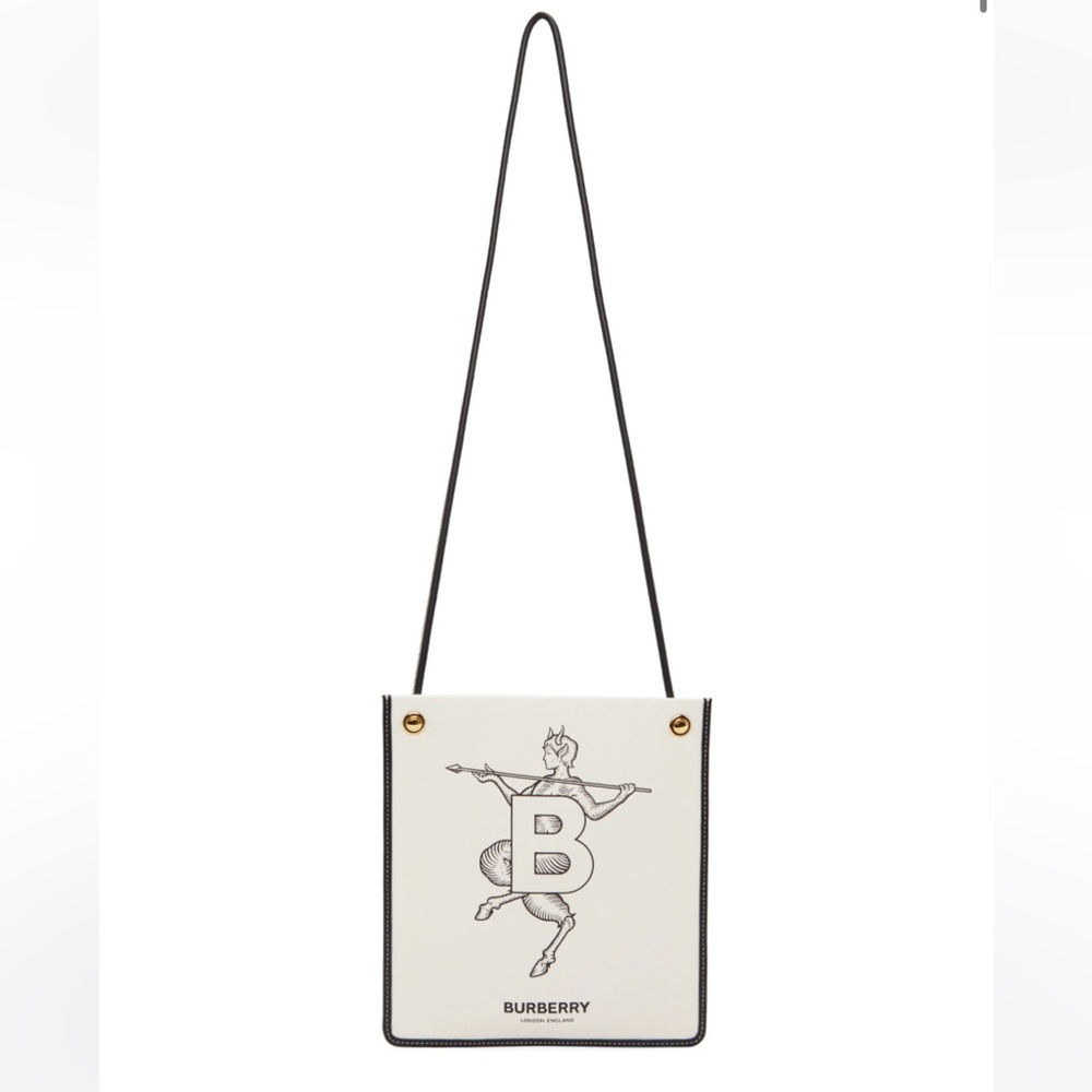 BURBERRY
White Mythical Alphabet 'B' Faun Flat Bag